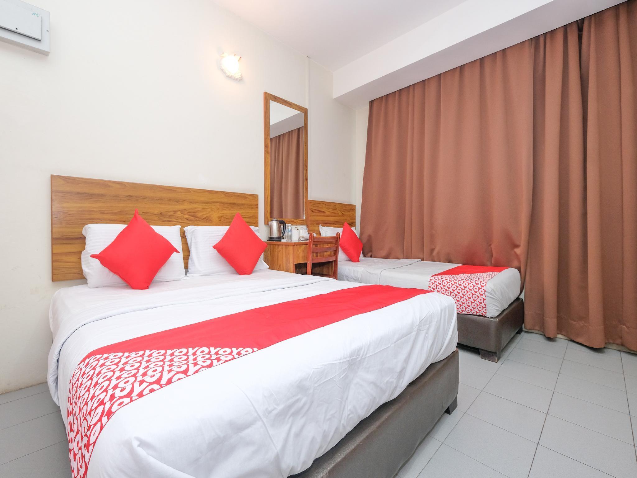 Oyo 89877 Sun Triang Hotel Kampong Kerayong Ngoại thất bức ảnh