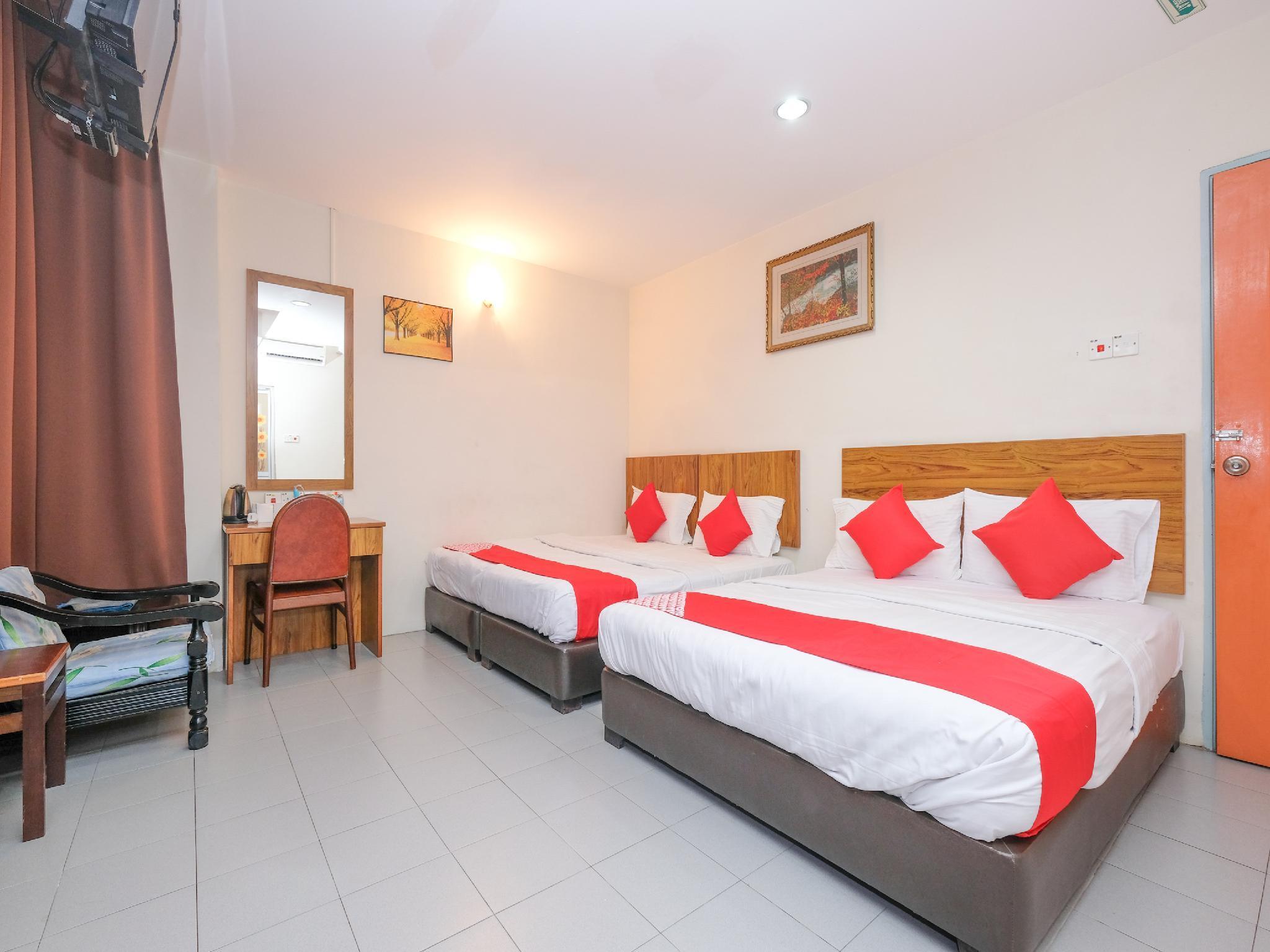 Oyo 89877 Sun Triang Hotel Kampong Kerayong Ngoại thất bức ảnh