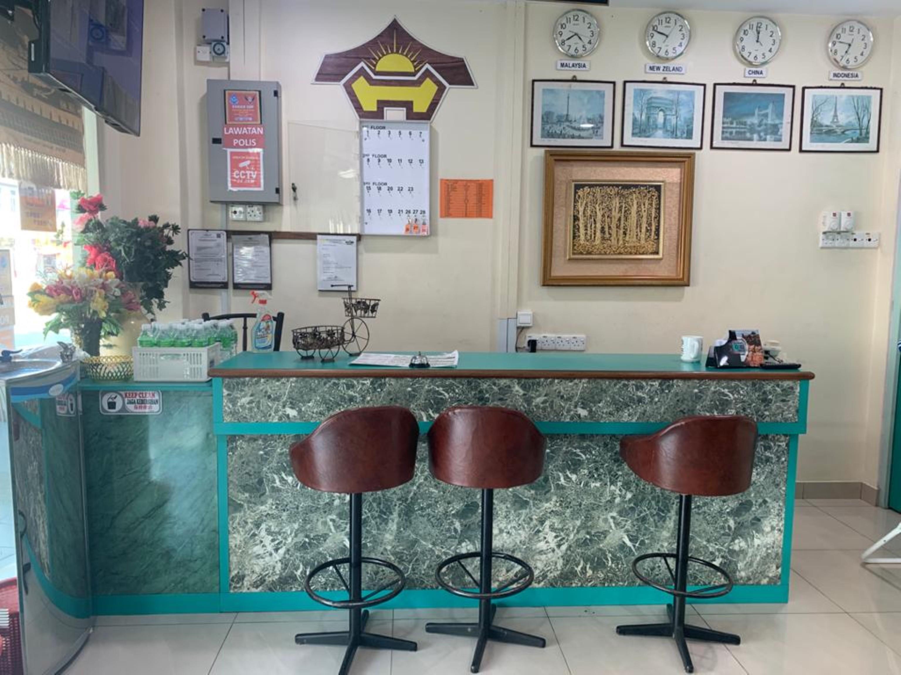 Oyo 89877 Sun Triang Hotel Kampong Kerayong Ngoại thất bức ảnh