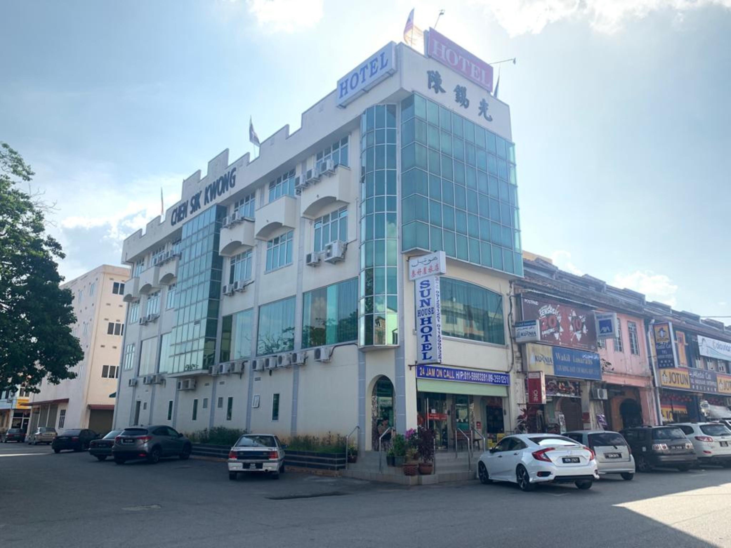 Oyo 89877 Sun Triang Hotel Kampong Kerayong Ngoại thất bức ảnh