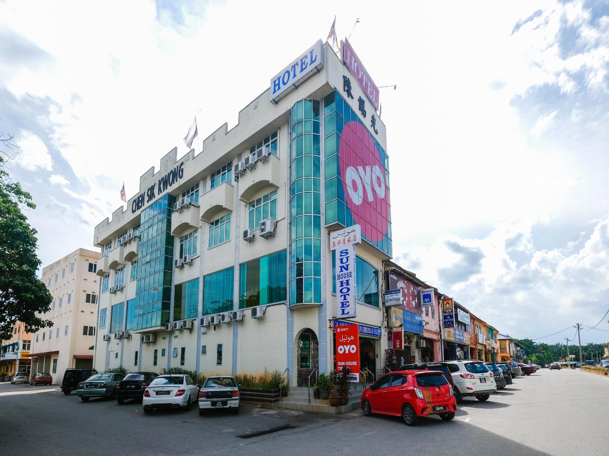 Oyo 89877 Sun Triang Hotel Kampong Kerayong Ngoại thất bức ảnh
